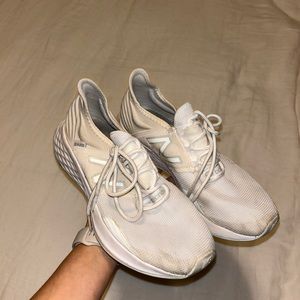 New balance roav